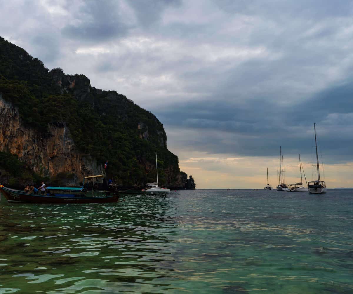 Beautiful Phi Phi sights can be found so easily around the island., crystal clear waters!