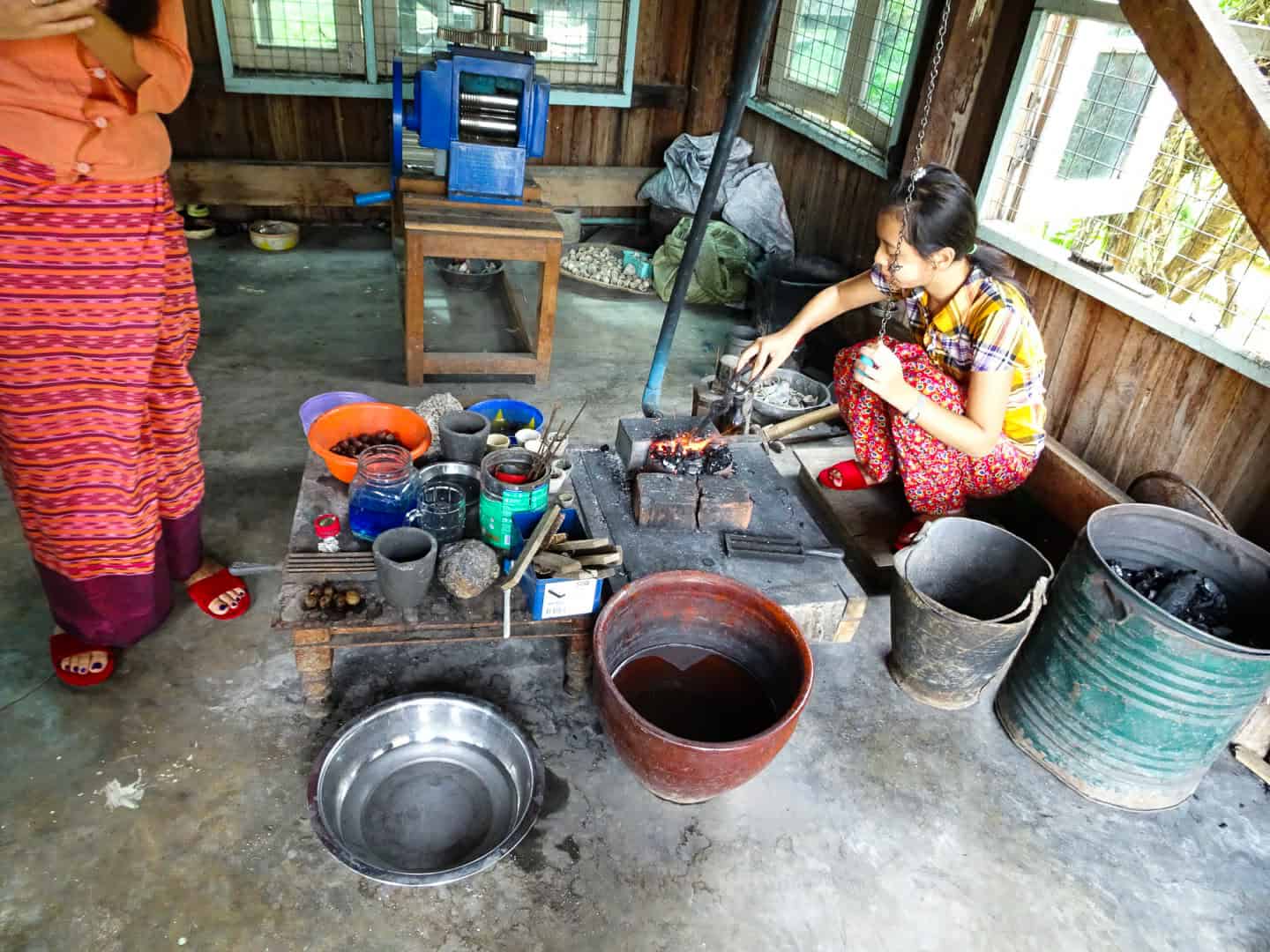Local handicraft worker, Inle Lake, Burma