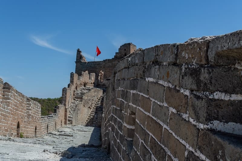 Compared to other sections of the Great Wall of China, Jinshanling has much fewer visitors