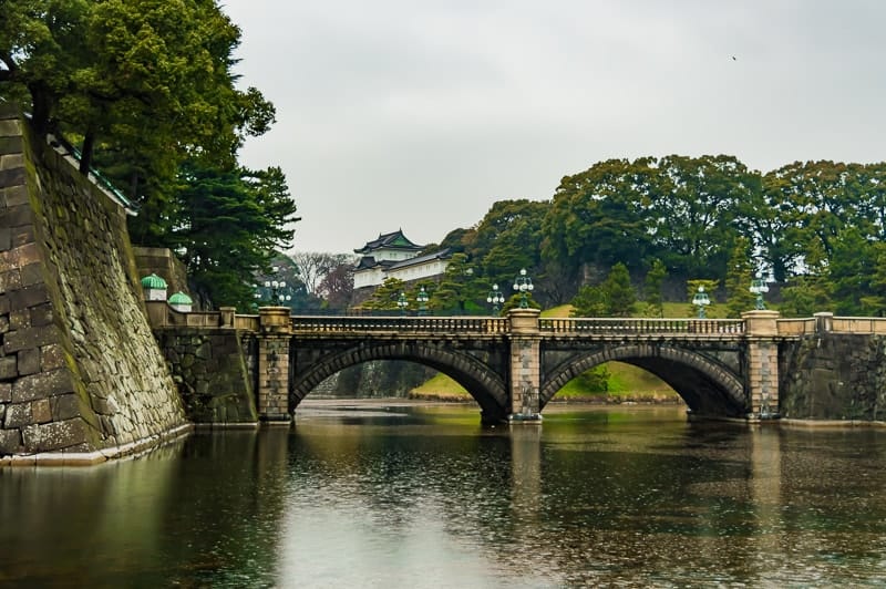 The quiet moat around Tokyo's Imperial Palace