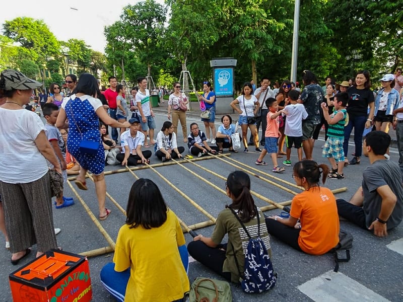 Every weekend, the streets around Hoan Kiem Lake close to traffic and there are plenty of games