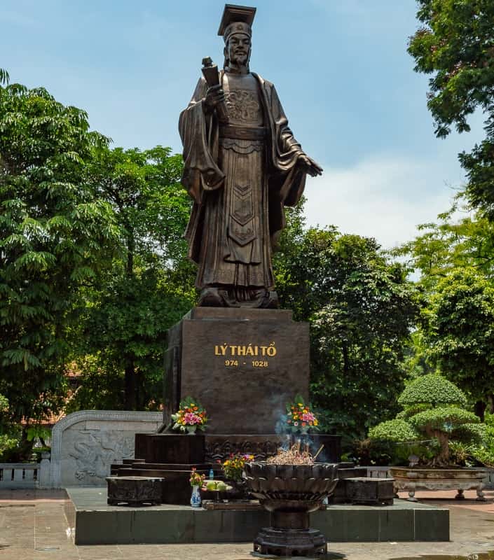 Ly Thai To statue is one of the last stops on the free walking tour in Hanoi