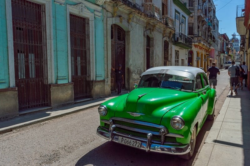 Havana free walking tour company