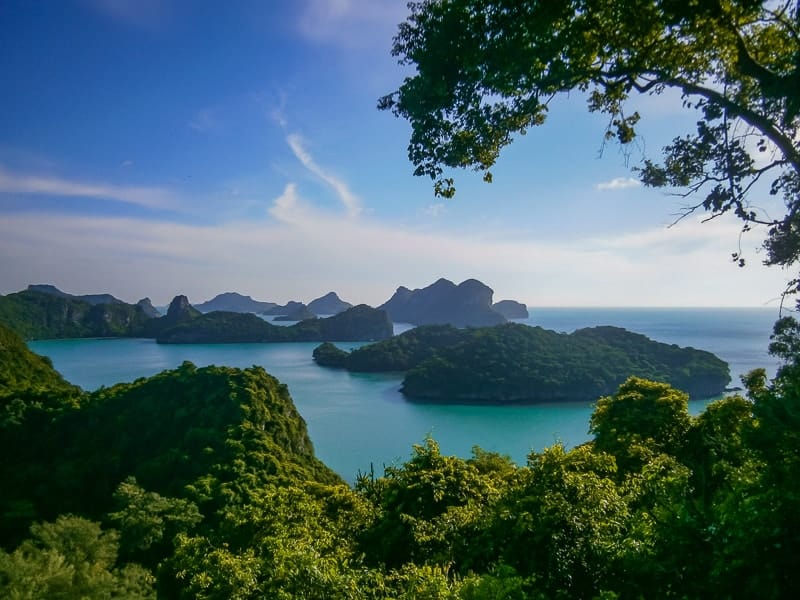 Day trip or spend the night in a marine national park - a perfect Thailand attraction in 10 days 