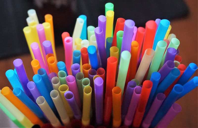 Colorful straws and sustainable tourism