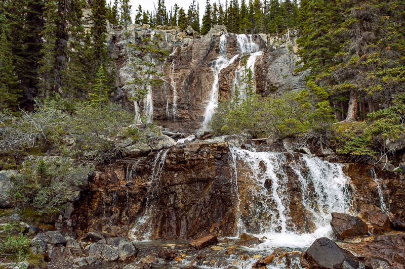 Where is Weeping Wall Waterfall in Alberta